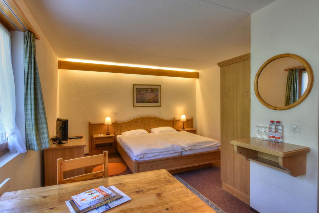 Hotel Roc Et Neige Chateau-d'Oex Dış mekan fotoğraf